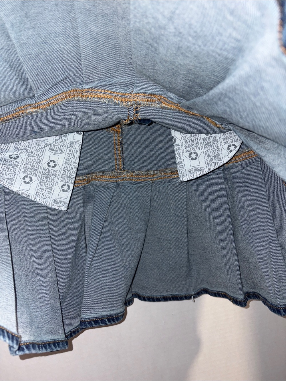 Women's Dark Blue Denim Pleated Mini Skirt - Picture 4 of 7